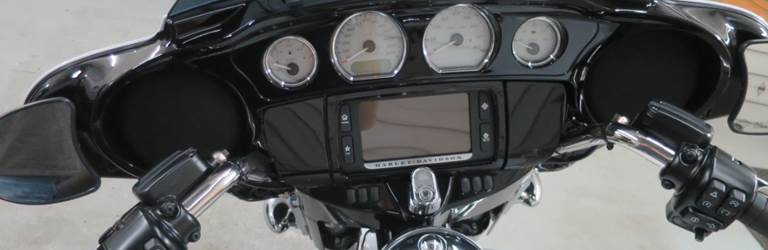 2015 Harley-Davidson Street Glide Special Factory Radio 2015 Harley-Davidson Street Glide Special Factory Radio
