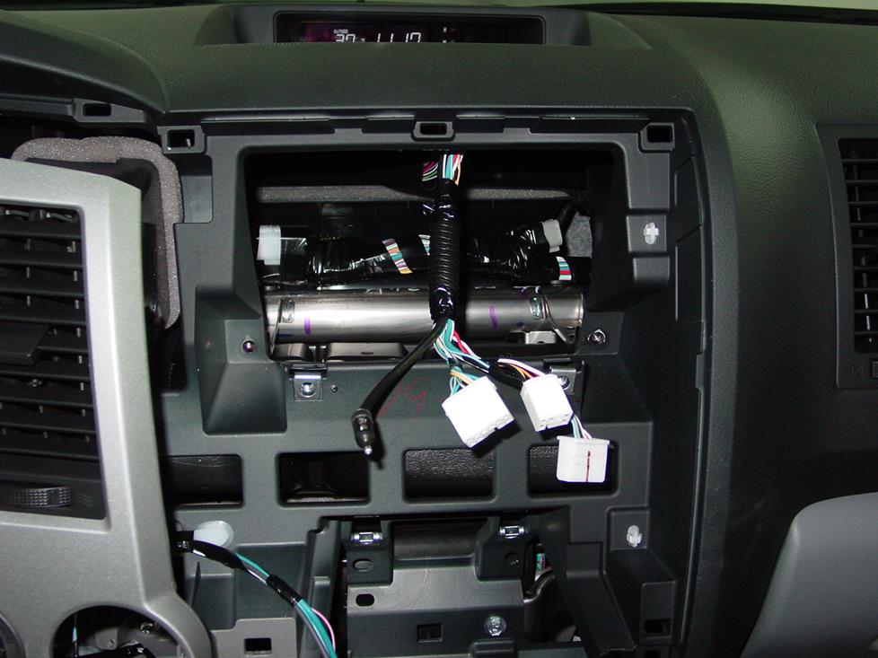 2007-2013 Toyota Tundra Double Cab Car Audio Profile