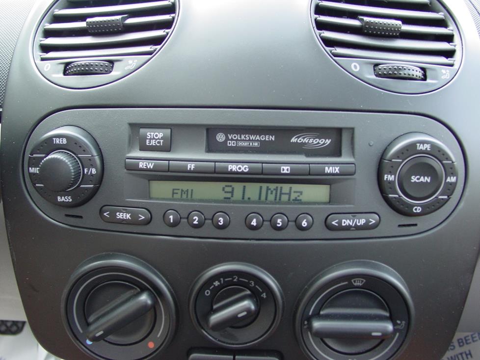 19982010 Volkswagen Beetle Car Audio Profile
