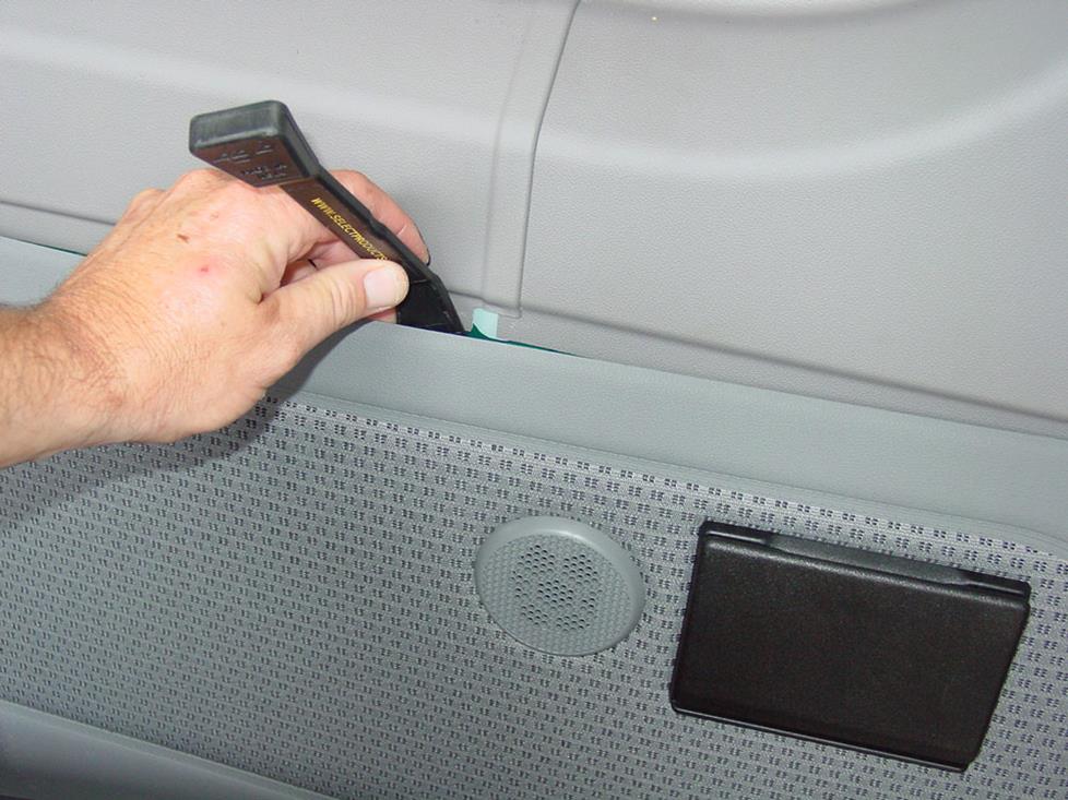 mercedes sprinter left side speaker