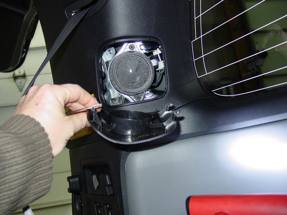 toyota sequoia pillar tweeter