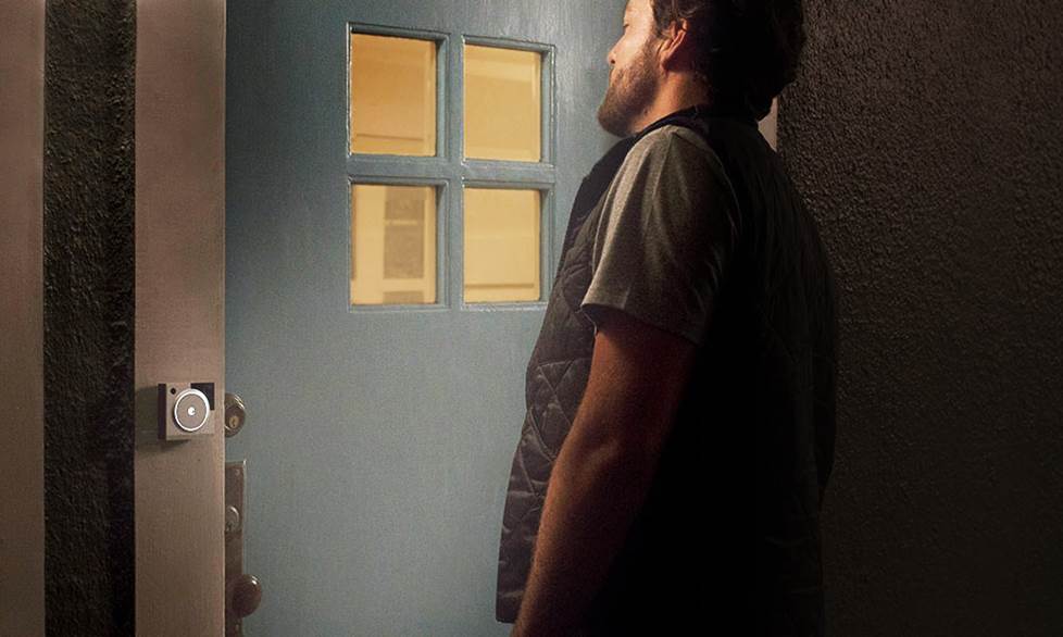 August doorbell spotlight