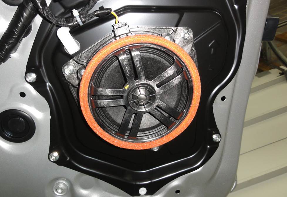 toyota 4runner rear door jbl speaker