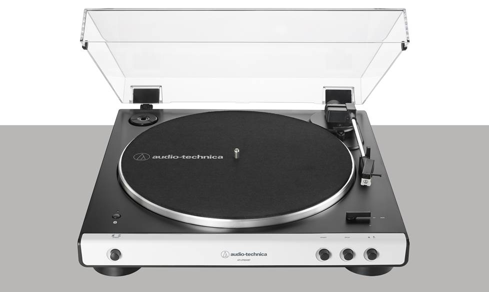 Audio-Technica AT-LP60-BT Fully automatic turntable with built-in phono preamp and wireless Bluetooth® audio output