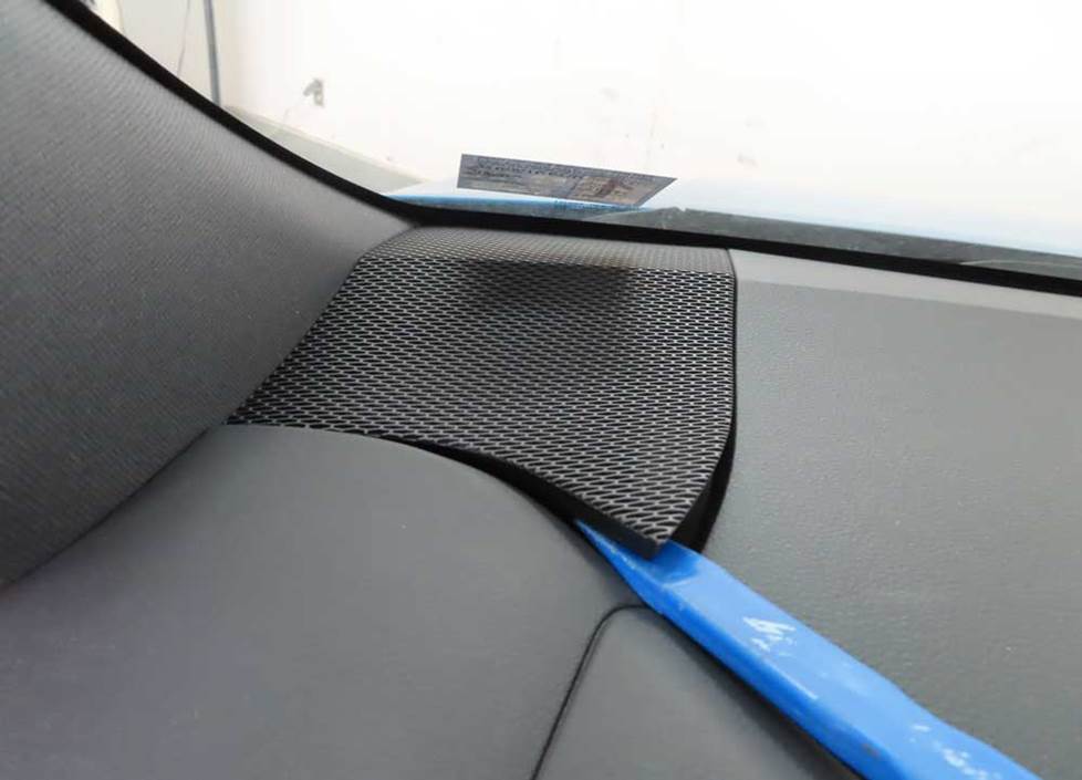 toyota corolla dash corner speakers