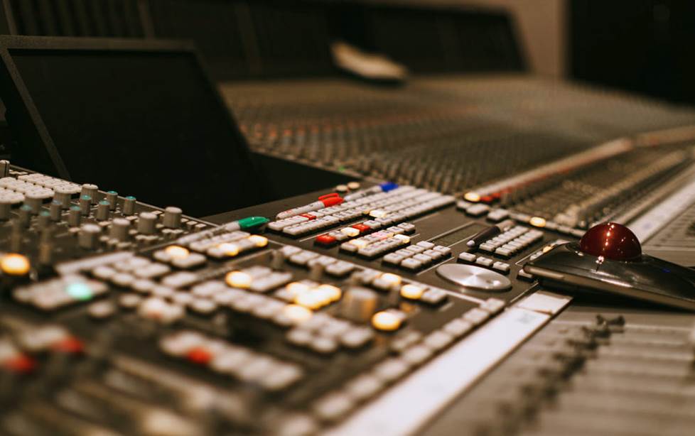 Studio shot showing track ball