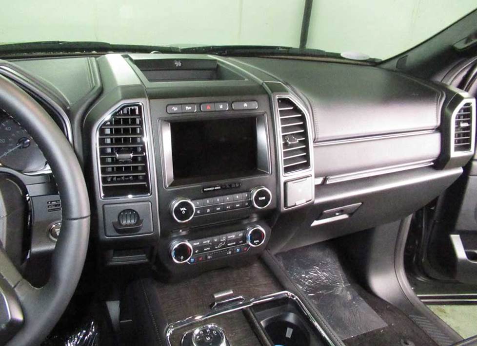 for expedition 8 inch radio