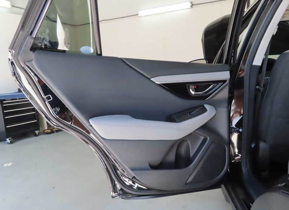 subaru legacy rear door speaker