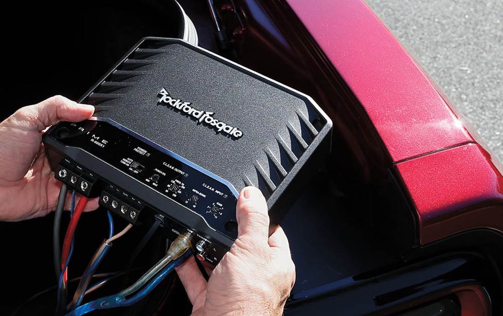 Rockford Fosgate R2-500X1 going in trunk