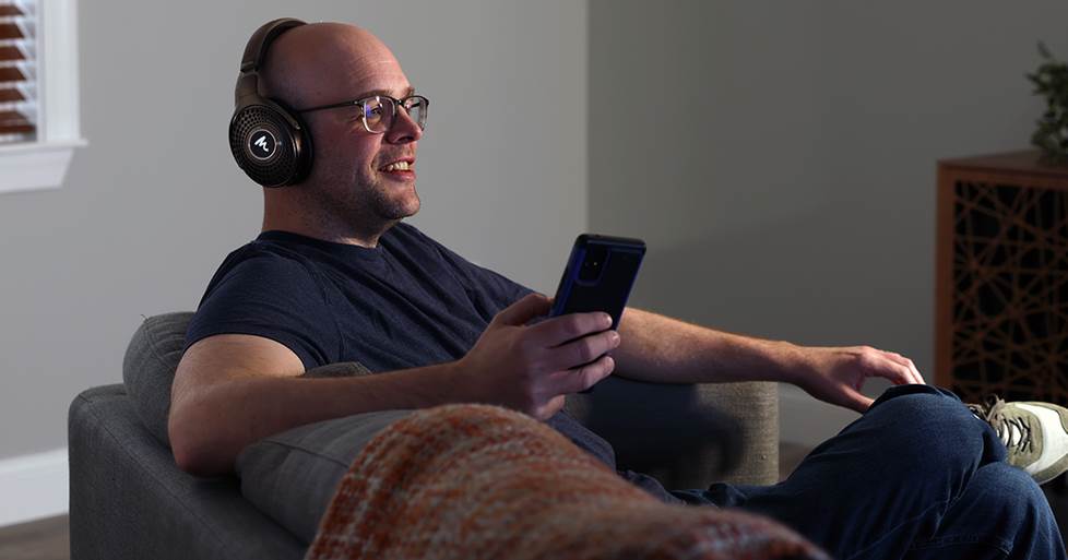 Jeff wearing the Bathys MG headphones