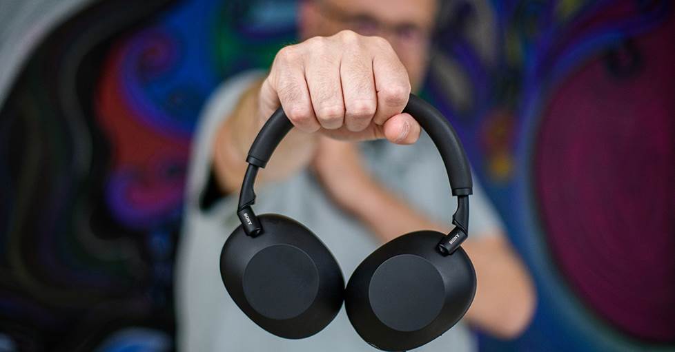 Sony XM6 headphones