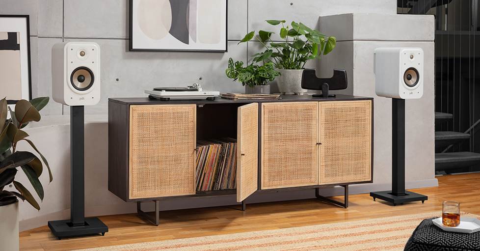 Best bookshelf speakers for bass: Polk Audio Signature Elite S20