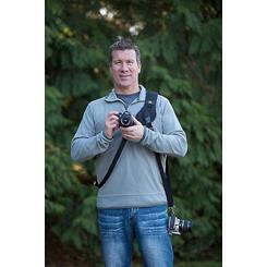 The BlackRapid Yeti lets you carry two cameras at once with one shoulder strap