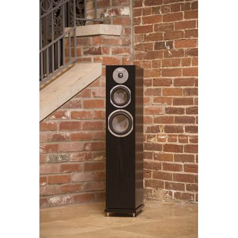 KLH Quincy floor-standing speaker
