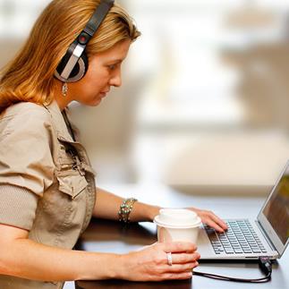 Listening to the DragonFly with headphones