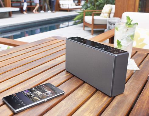 Sony SRS-X5 on pool deck
