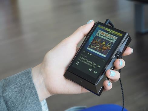Astell and Kern AK380