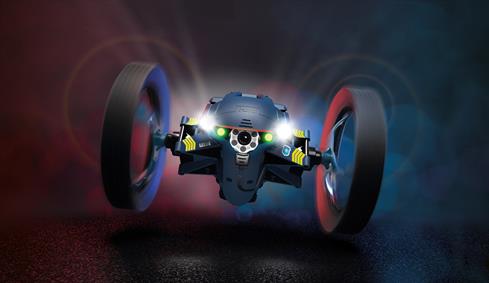 Race your Parrot Diesel minidrone day or night, thanks to built-in LED headlights.