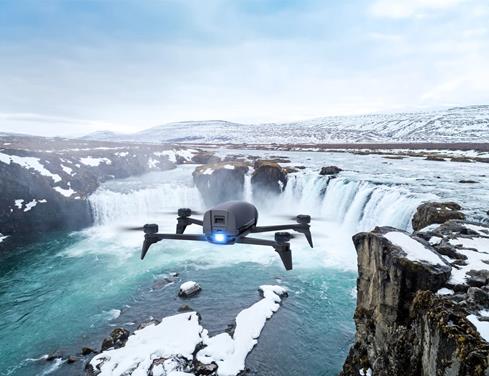 The Bebop 2 Power lets you immerse yourself in the experience of flight.