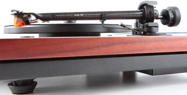 Music Hall 53 carbon fiber arm