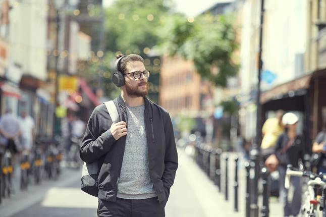 Sony WH-H900N Bluetooth noise-canceling headphones