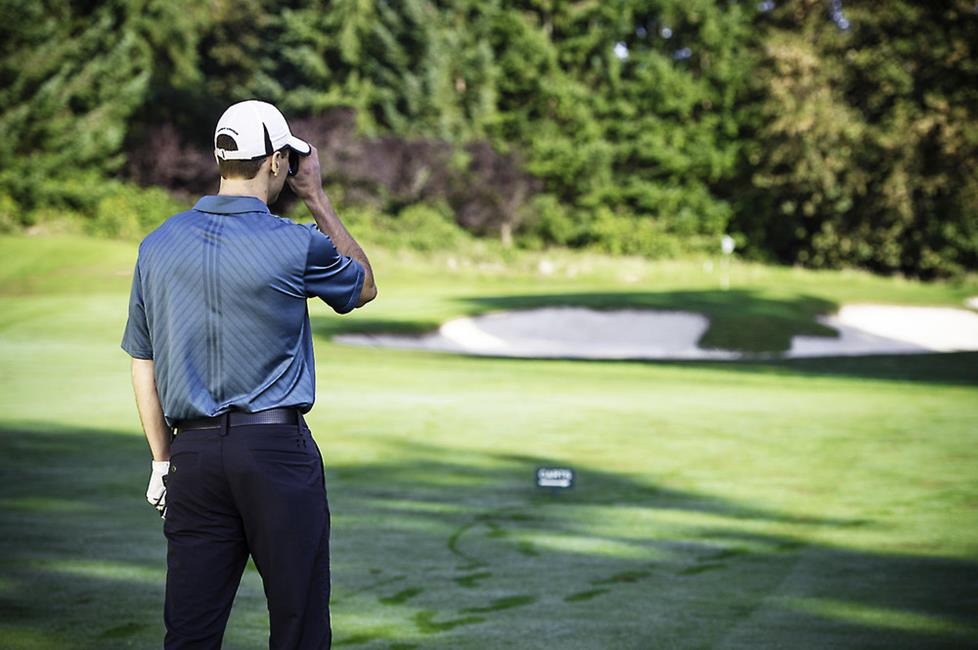 Nikon COOLSHOT 80i VR golf laser rangefinder
