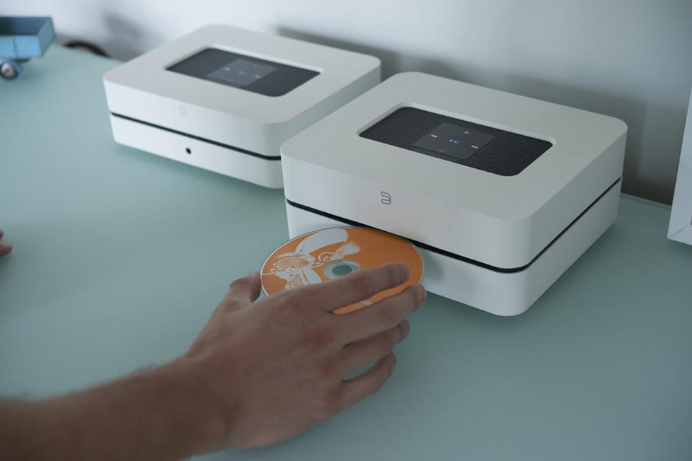 Bluesound Vault 2 with CD ripper and built-in storage