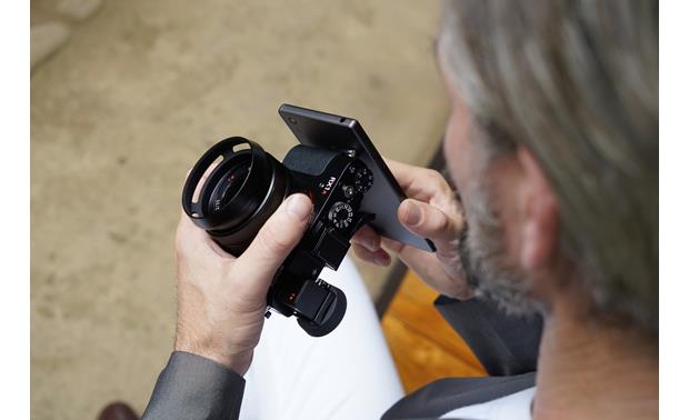 Sony Cyber-shot® DSC-RX1R II NFC pairing and Wi-Fi make it easy to transfer image and video files to a compatible smartphone