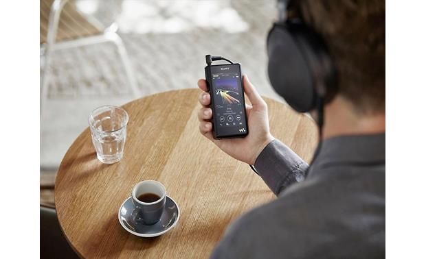 Sony NW-WM1A Premium Walkman® Balanced output for use with high-performance headphones (not included)