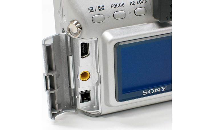 Sony DSC-V1 With connection panel open