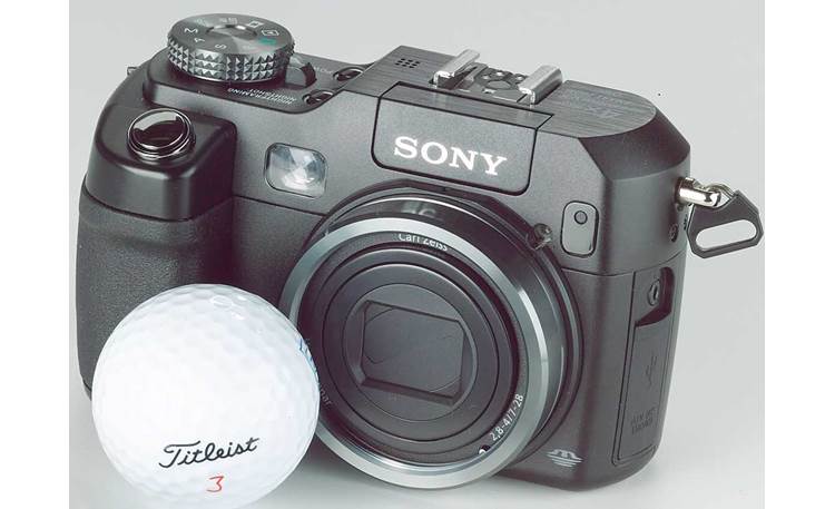 Sony DSC-V3 With golf ball (for scale)