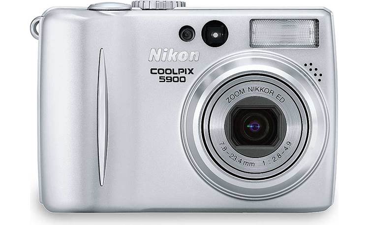 Nikon Coolpix 5900 Front