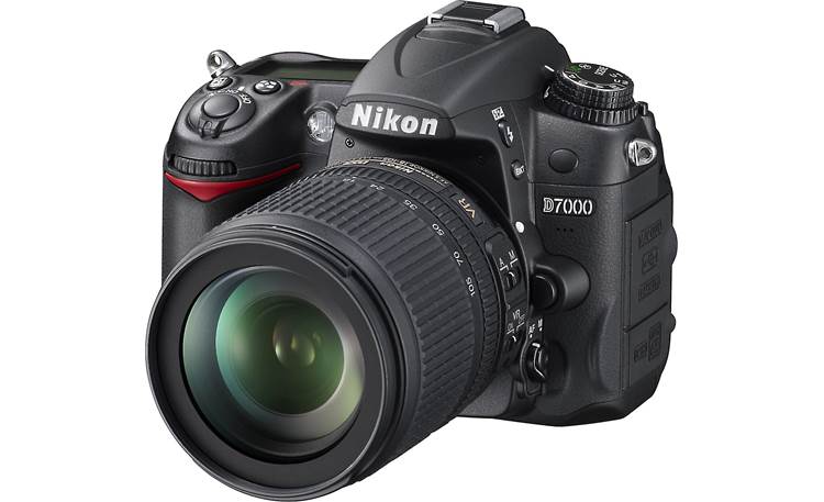 Nikon D7000 Kit Front