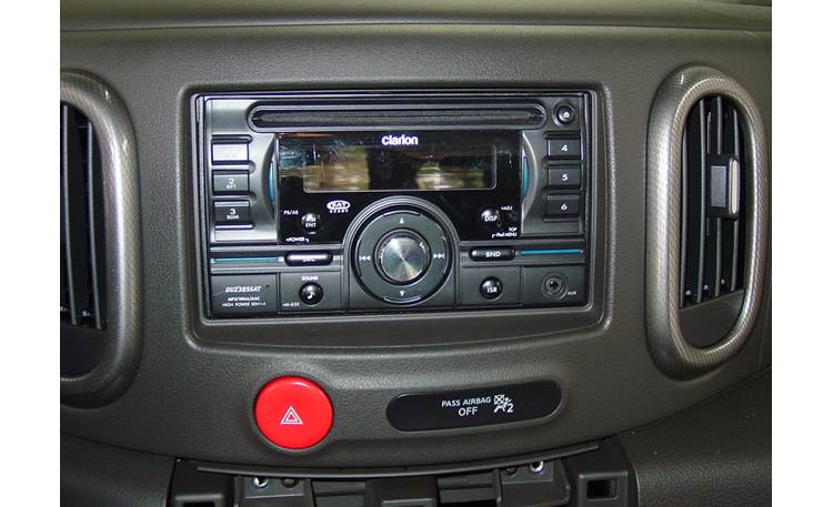 Nissan Cube In-dash Receiver Kit Kit installed