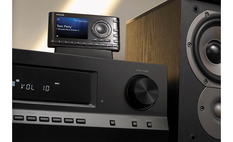 Sirius Starmate 8 Play the Starmate 8 over your home stereo with an optional home kit