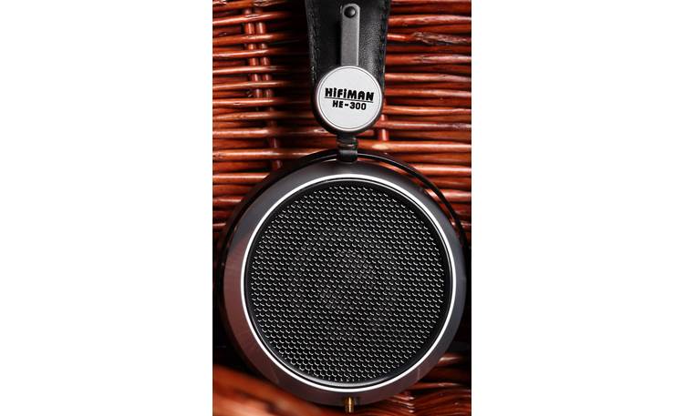 HiFiMAN HE-300 Open-back earcups produce a wide soundstage