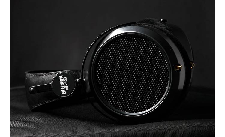 HiFiMAN HE-500 Open-back earcups produce a wide soundstage