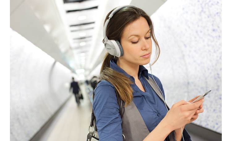 Bose® AE2i audio headphones On-the-go listening