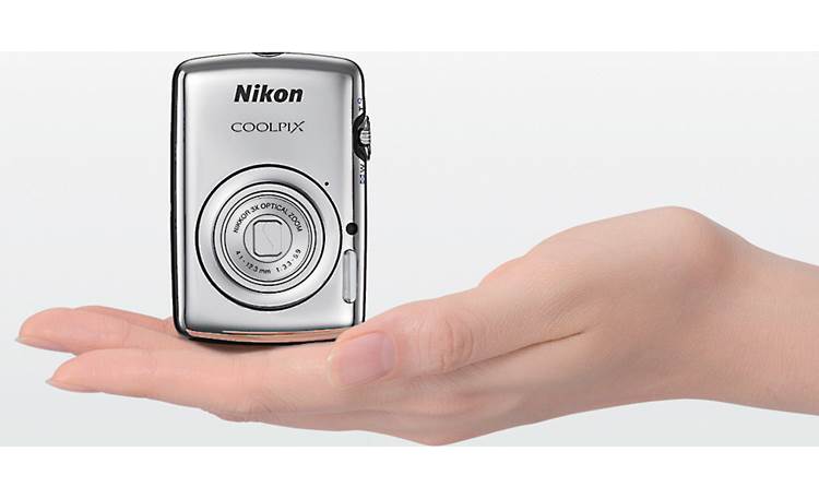 Nikon Coolpix S01 Ultra-compact design