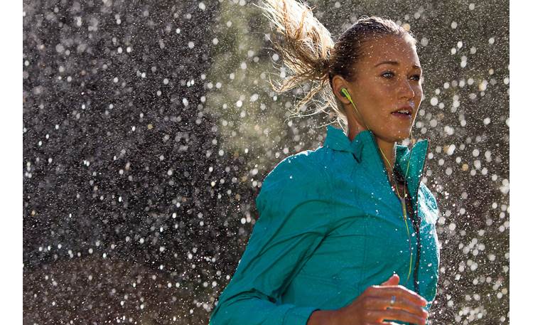 Bose® SIE2i sport headphones Weather- and sweat-resistant