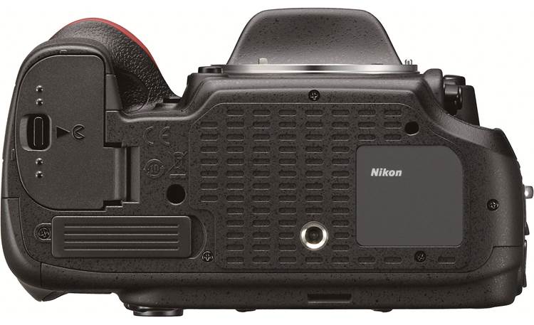 Nikon D600 with 3.5X Zoom Lens Bottom view (body only)