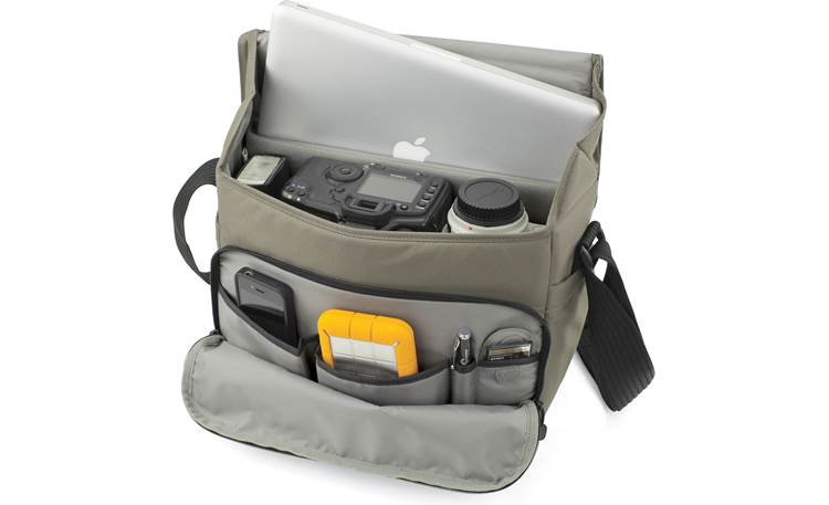 Lowepro Event Messenger 250 interior compartment, fully loaded (camera and accessories not included)