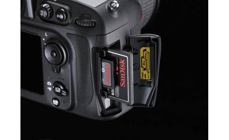 Nikon D800 (no lens included) media card bay