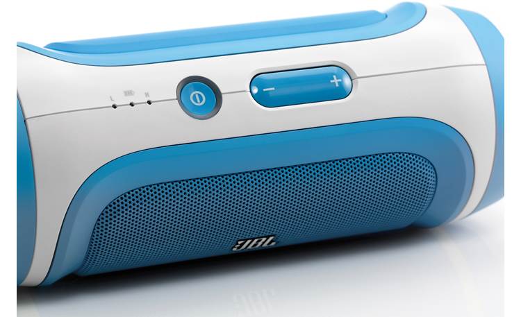 JBL Charge Blue - control detail