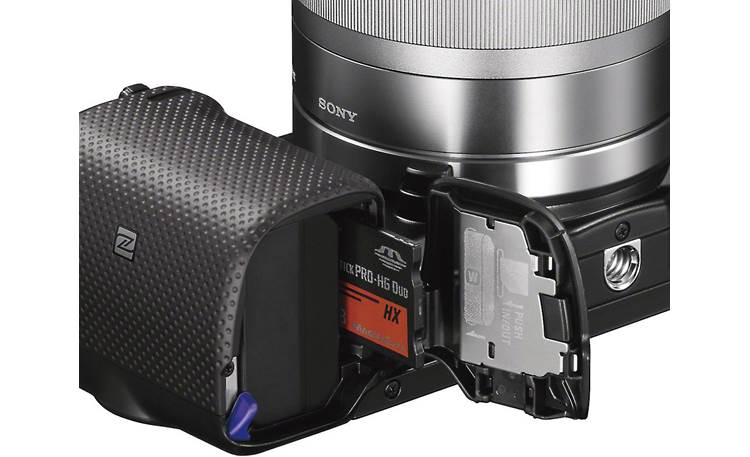 Sony Alpha NEX-5T 3X Zoom Lens Kit Battery and memory card bay
