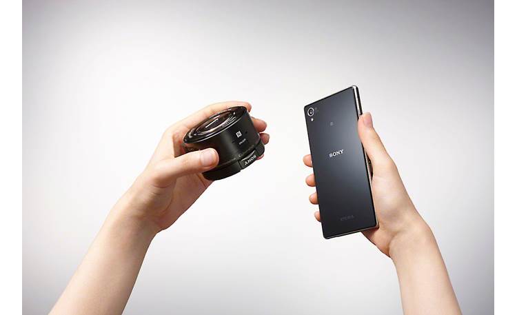Sony Cyber-shot® DSC-QX10 Just one touch activates an NFC-enabled smartphone (not included)