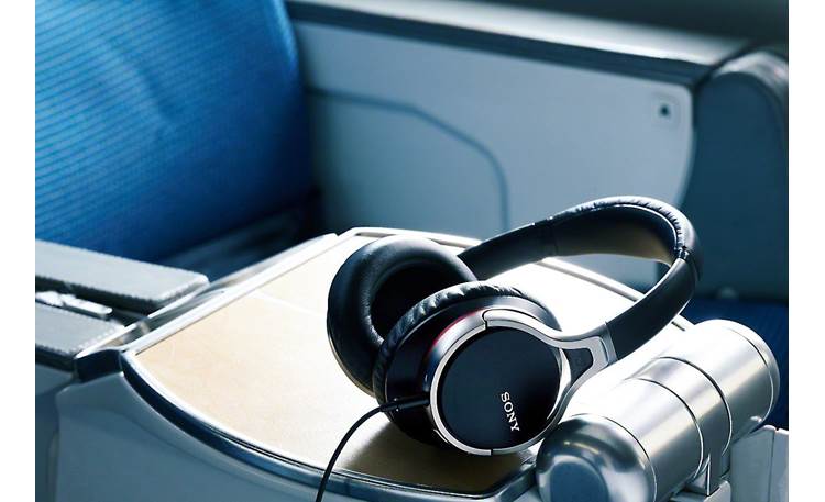 Sony MDR-10RNC Ideal for frequent travelers