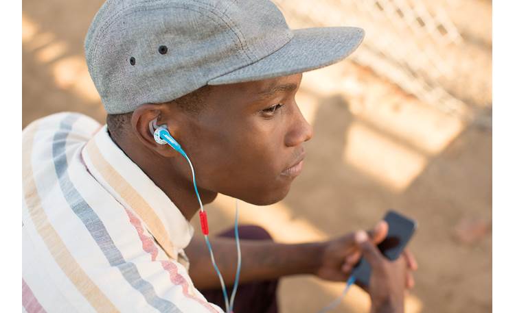 Bose® FreeStyle™ earbuds Made for mobile listening