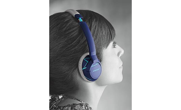 Bose® SoundTrue™ on-ear headphones Compact earcups
