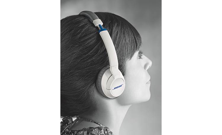 Bose® SoundTrue™ on-ear headphones Compact earcups